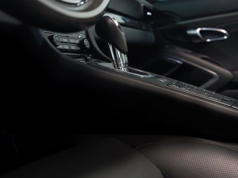 Used 2018 Porsche 911 Targa 4 GTS image 82