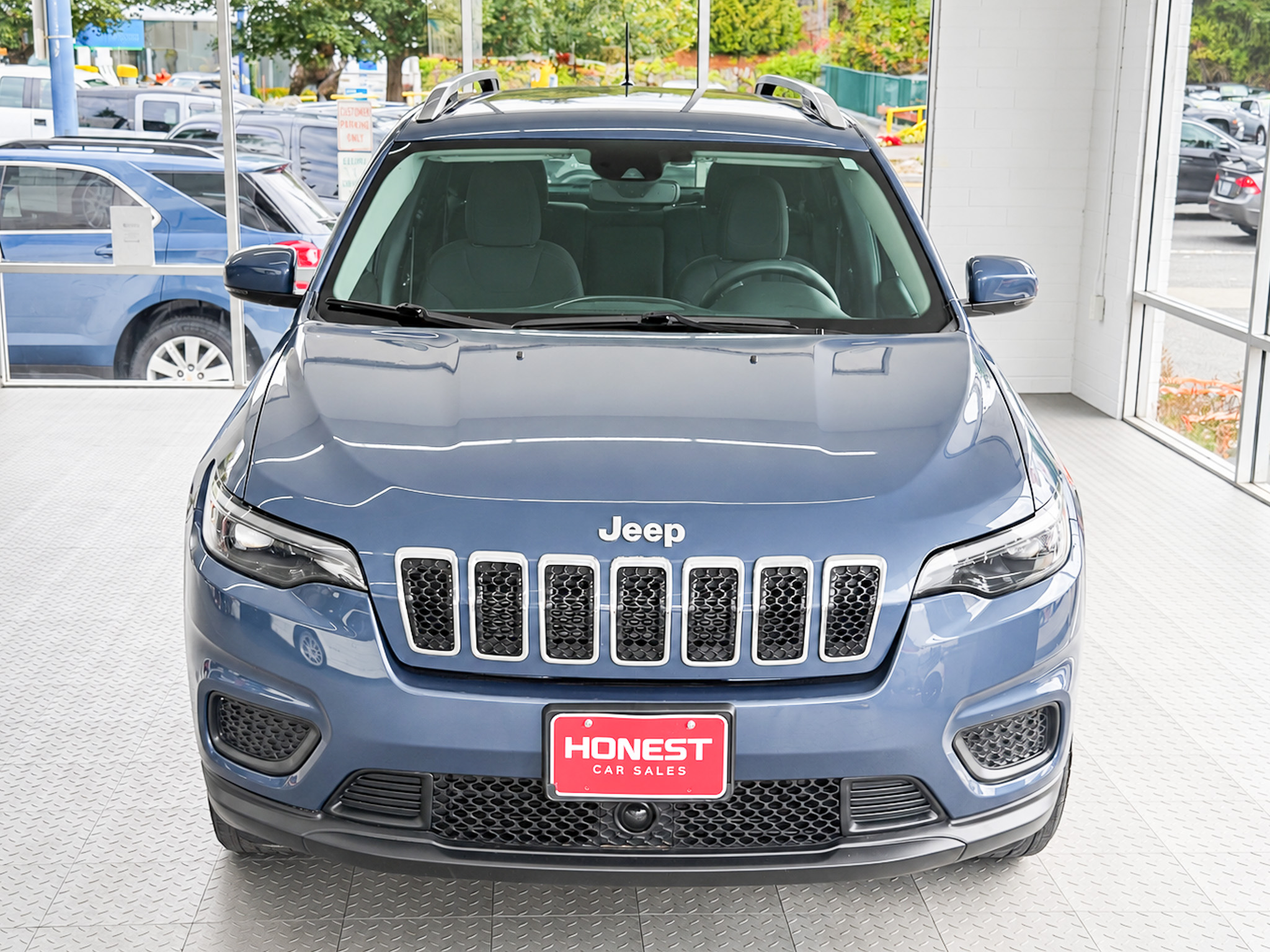 Used 2021 Jeep Cherokee 4WD Latitude image 5