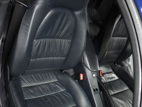 Used 2001 Porsche 911 Coupe RWD image 24