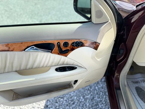 Used 2006 Mercedes-Benz E 320 image 22