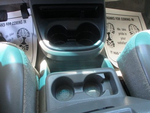Used 2016 Nissan NV 3500 SV Passenger RWD image 7