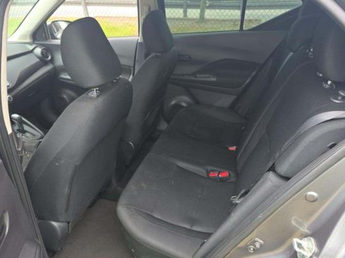 Used 2024 Nissan Kicks S FWD image 6