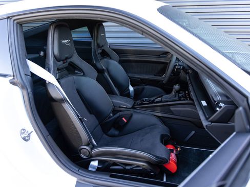 Certified 2026 Porsche 911 GT3 RWD image 28