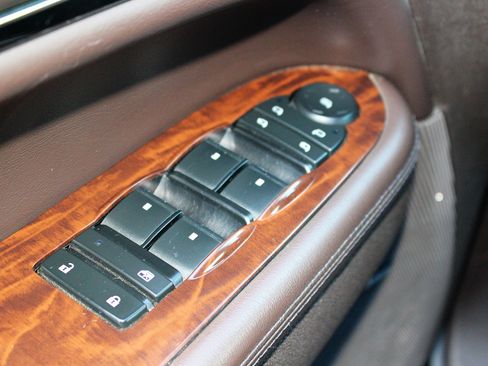 Used 2015 Buick Enclave Premium image 12