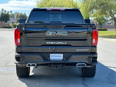 Used 2022 GMC Sierra 1500 Limited Denali image 5