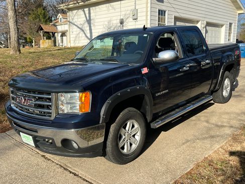 Used 2012 GMC Sierra 1500 SLE image 1