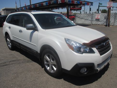 Used 2013 Subaru Outback 2.5i Limited AWD/4WD image 17