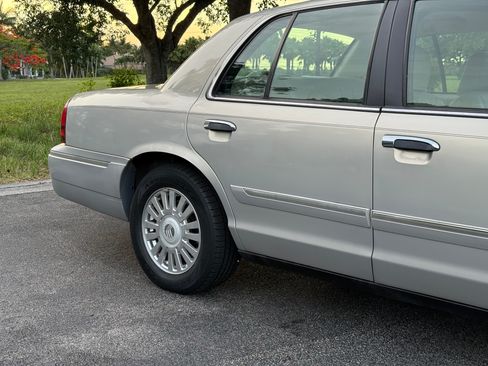 Used 2007 Mercury Grand Marquis LS RWD image 56