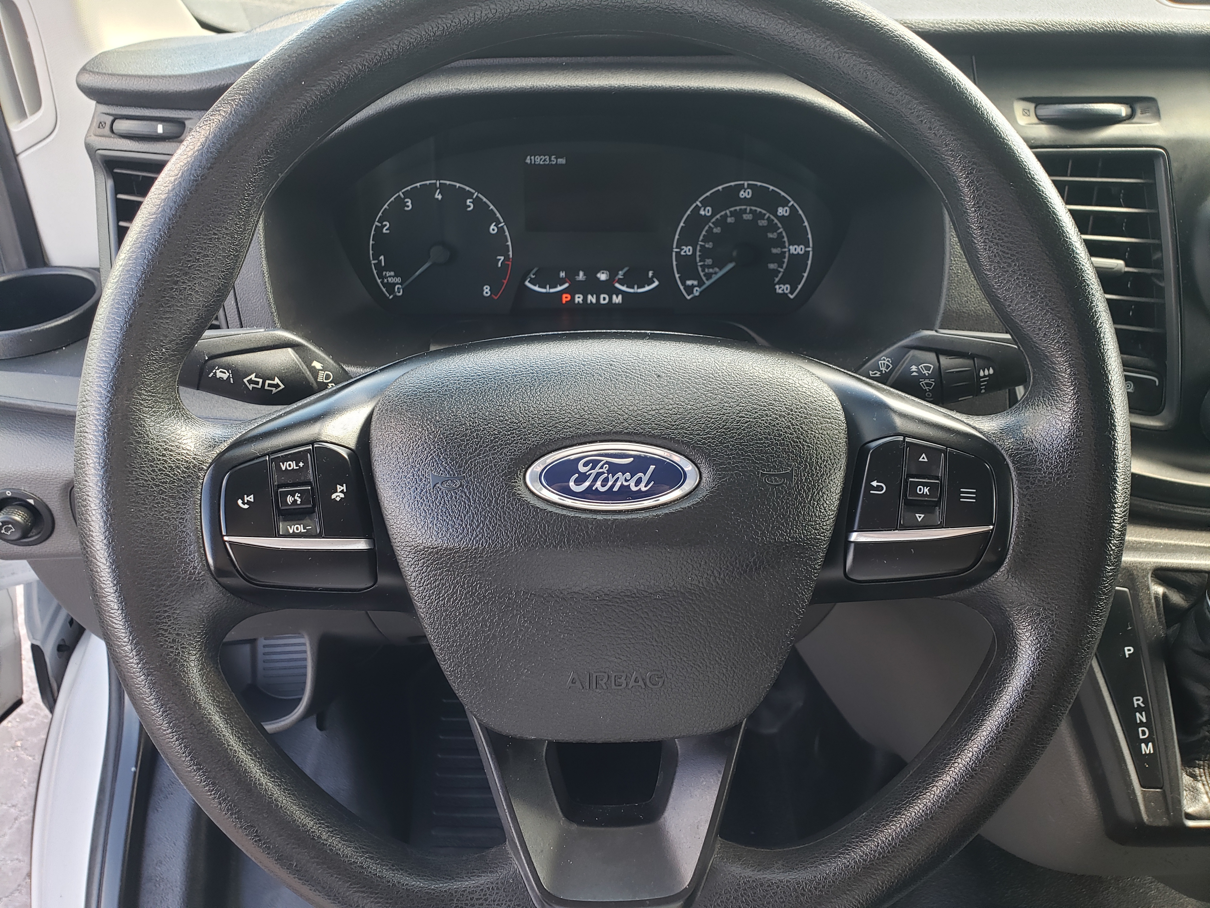 Used 2023 Ford Transit 250 130 Low Roof RWD image 12
