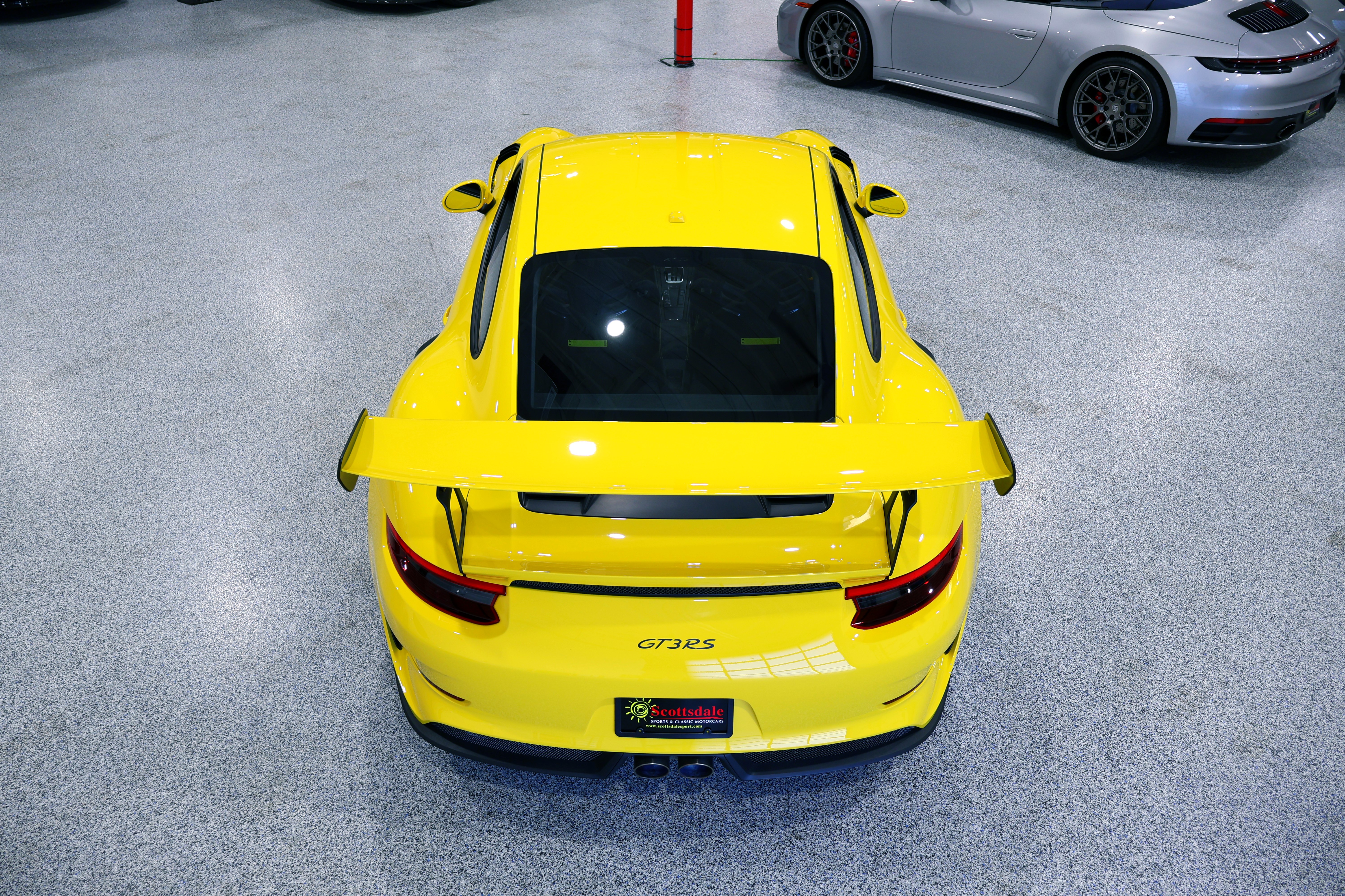 Used 2019 Porsche 911 GT3 RS RWD image 16