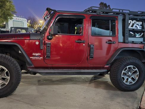Used 2007 Jeep Wrangler Unlimited Sahara Backcountry image 11