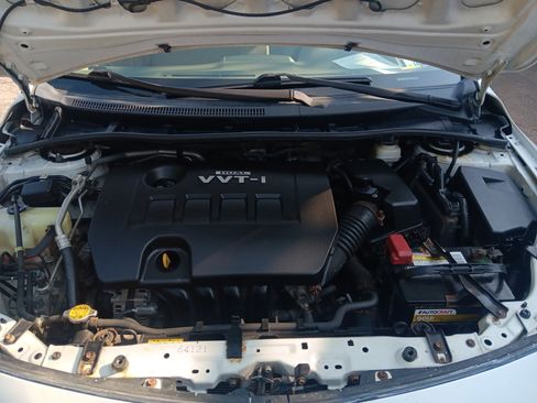 Used 2010 Toyota Corolla LE image 11