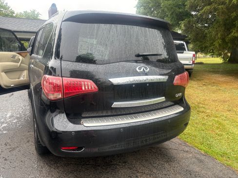 Used 2014 INFINITI QX80 4WD image 2