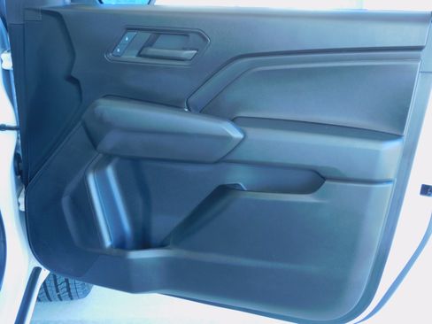 Used 2024 Chevrolet Colorado W/T image 19