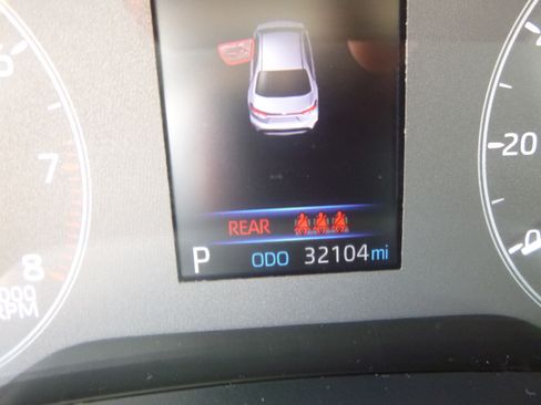 Used 2024 Toyota Corolla LE Sedan FWD image 19