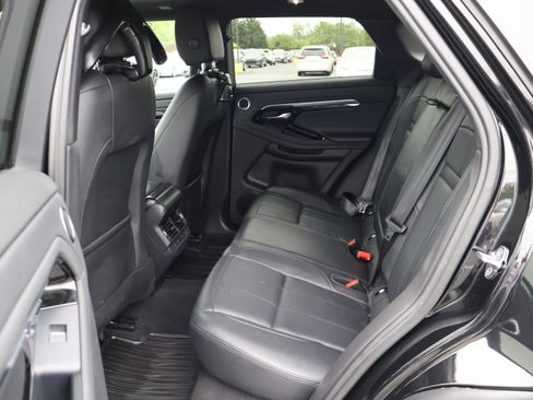 Used 2022 Land Rover Range Rover Evoque R-Dynamic S image 18