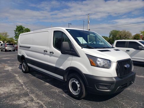 Used 2023 Ford Transit 150 image 6