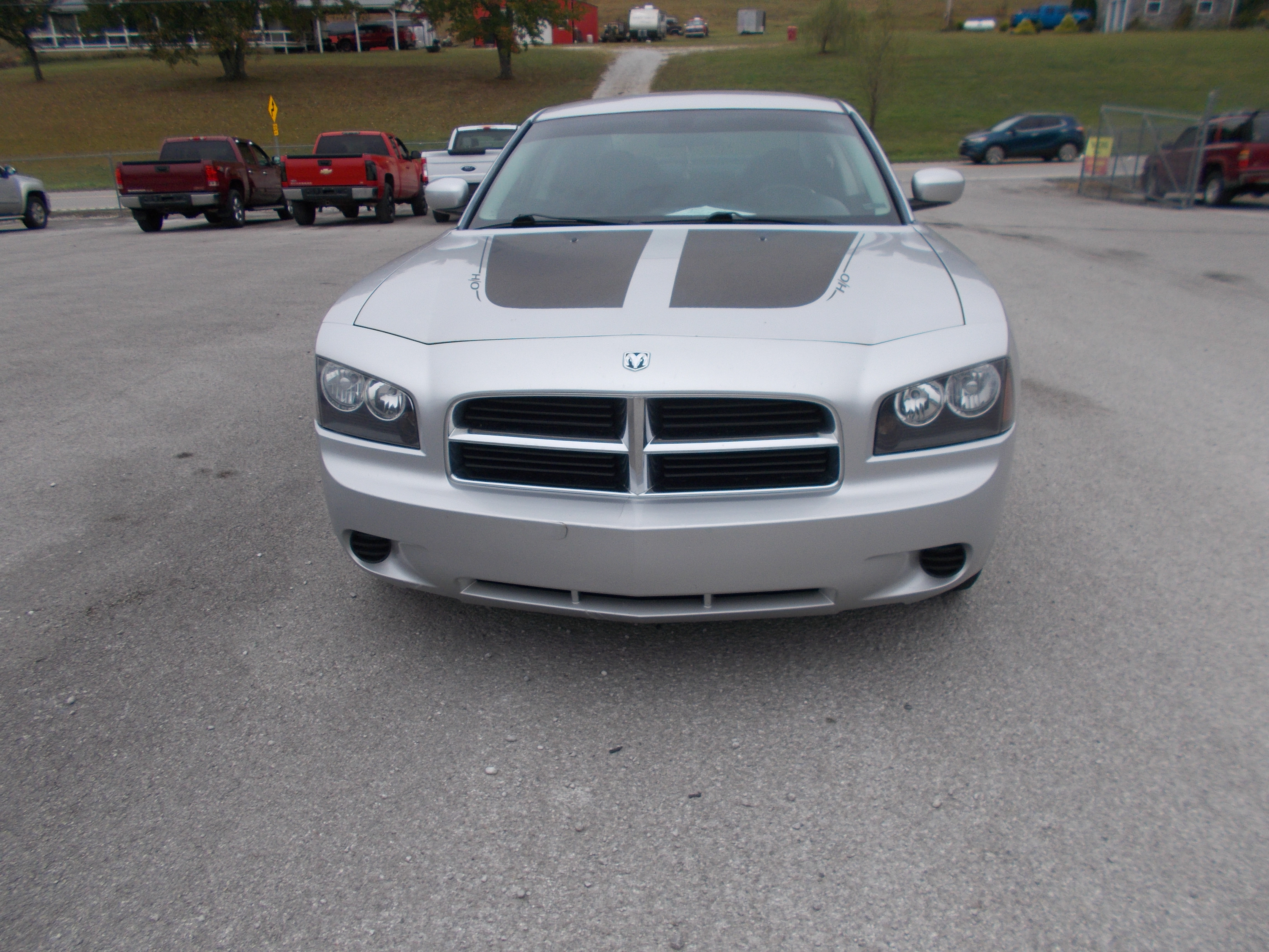 Used 2010 Dodge Charger UNAVAIL RWD image 2