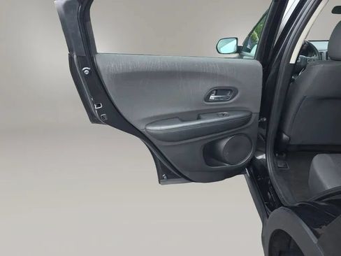 Used 2019 Honda HR-V LX image 34