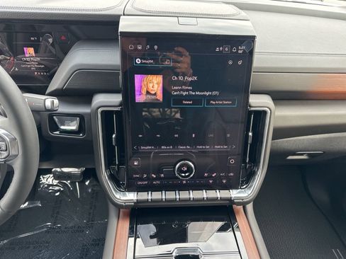 New 2026 GMC Yukon XL Denali image 14