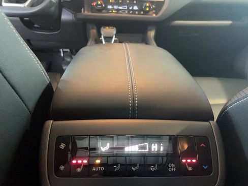 Certified 2023 Nissan Pathfinder SL w/ SL Premium Package image 11