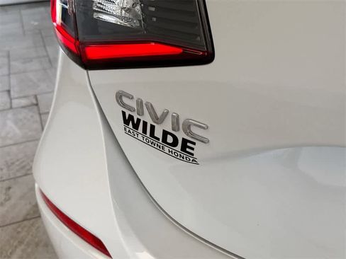 Used 2024 Honda Civic EX-L image 12