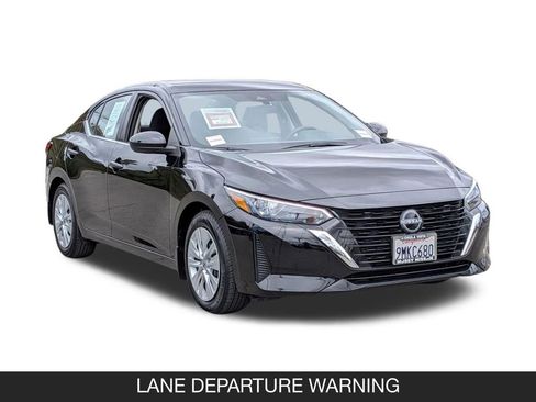 Certified 2024 Nissan Sentra S FWD image 2