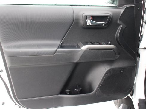 Used 2021 Toyota Tacoma TRD Sport w/ TRD Premium Sport Package image 13