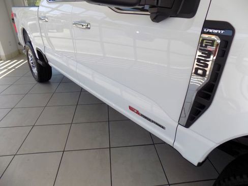 Used 2025 Ford F350 Lariat w/ Lariat Ultimate Package AWD/4WD image 45