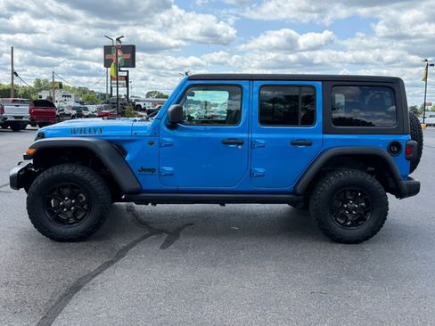 Used 2024 Jeep Wrangler Unlimited Sport AWD/4WD image 5