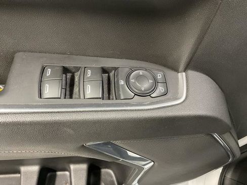 Used 2023 Chevrolet Silverado 1500 LT image 9