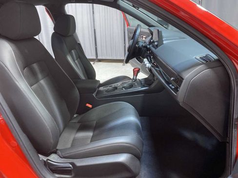Used 2025 Honda Civic Sport image 14