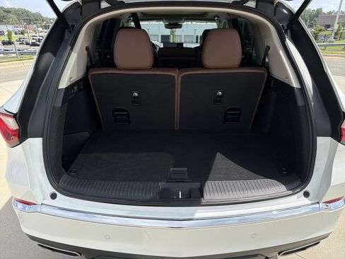 Certified 2024 Acura MDX SH-AWD w/ Technology Package image 27