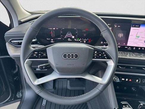 New 2025 Audi Q5 Premium AWD/4WD image 11