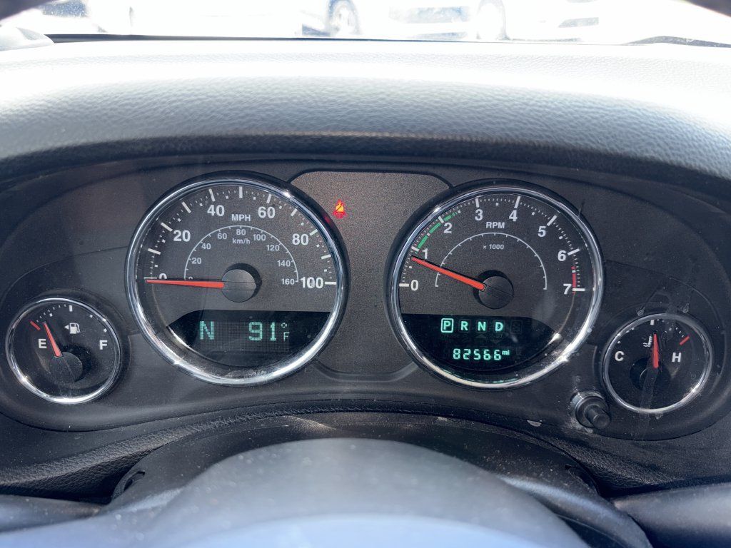 Used 2018 Jeep Wrangler Unlimited Rubicon w/ Connectivity Group AWD/4WD image 4