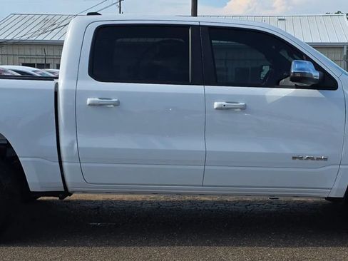 Used 2023 RAM 1500 Laramie AWD/4WD image 2