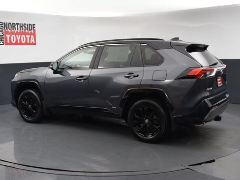 Used 2023 Toyota RAV4 XSE AWD/4WD image 2