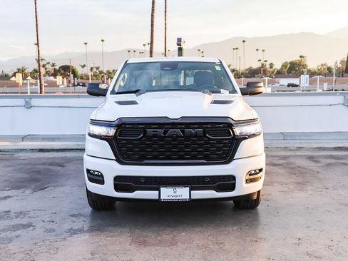 New 2026 RAM 1500 Express AWD/4WD image 3