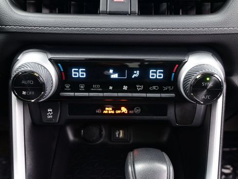Used 2024 Toyota RAV4 XLE w/ Convenience Package AWD/4WD image 21