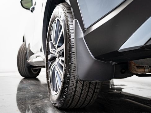 Used 2025 INFINITI QX60 Sensory image 42