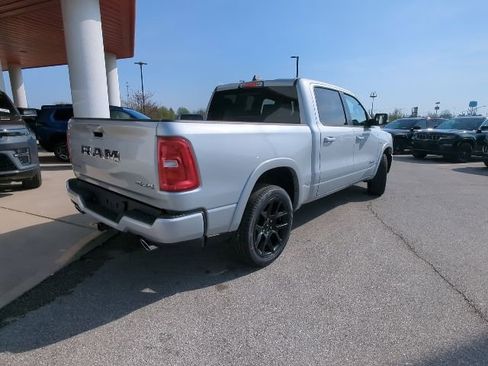 New 2026 RAM 1500 Laramie AWD/4WD image 35