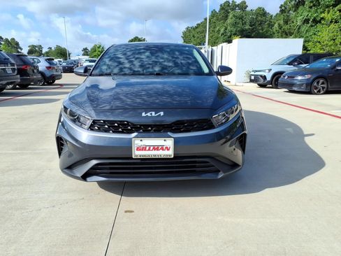 Used 2024 Kia Forte LXS FWD image 3