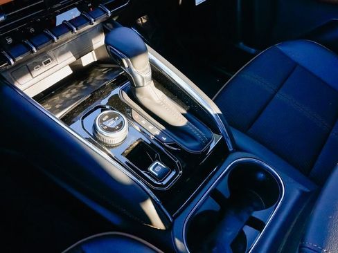 New 2026 GMC Canyon AT4 AWD/4WD image 17