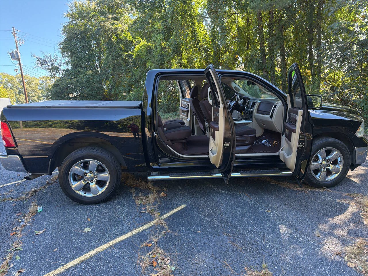 Used 2015 RAM 1500 Big Horn RWD image 23