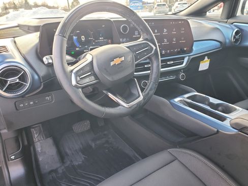 New 2025 Chevrolet Equinox EV LT w/ Active Safety Package 3 image 11