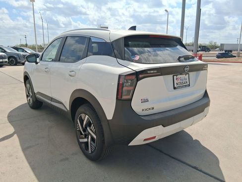 New 2026 Nissan Kicks SV w/ SV Premium Package image 4