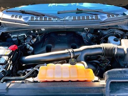 Used 2018 Ford F150 Lariat w/ Equipment Group 502A Luxury image 31