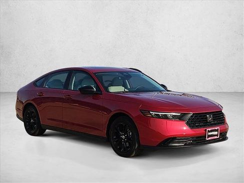 Used 2025 Honda Accord SE image 3