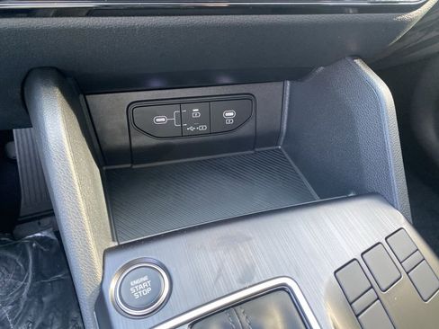 New 2026 Kia Sportage LX FWD image 20