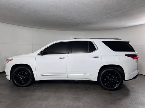 Used 2020 Chevrolet Traverse Premier w/ LPO, Blackout Package AWD/4WD image 2